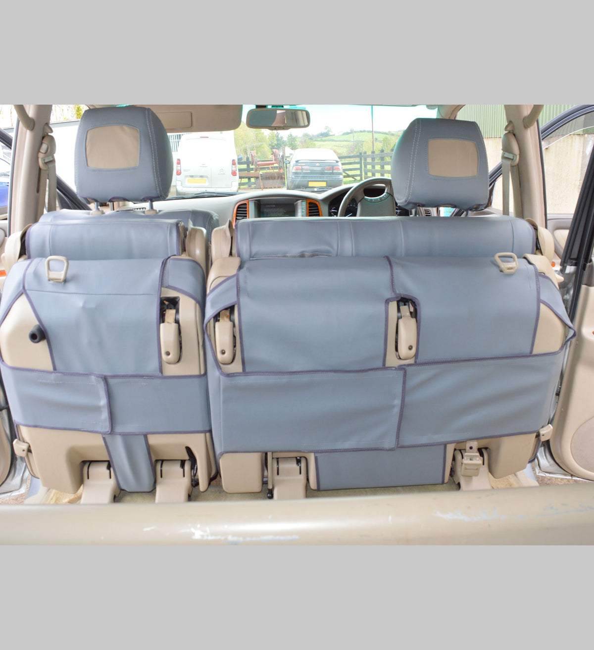 Toyota Land Cruiser Amazon J100 Tailored Seat Covers | 5 Seater (1998-2007)