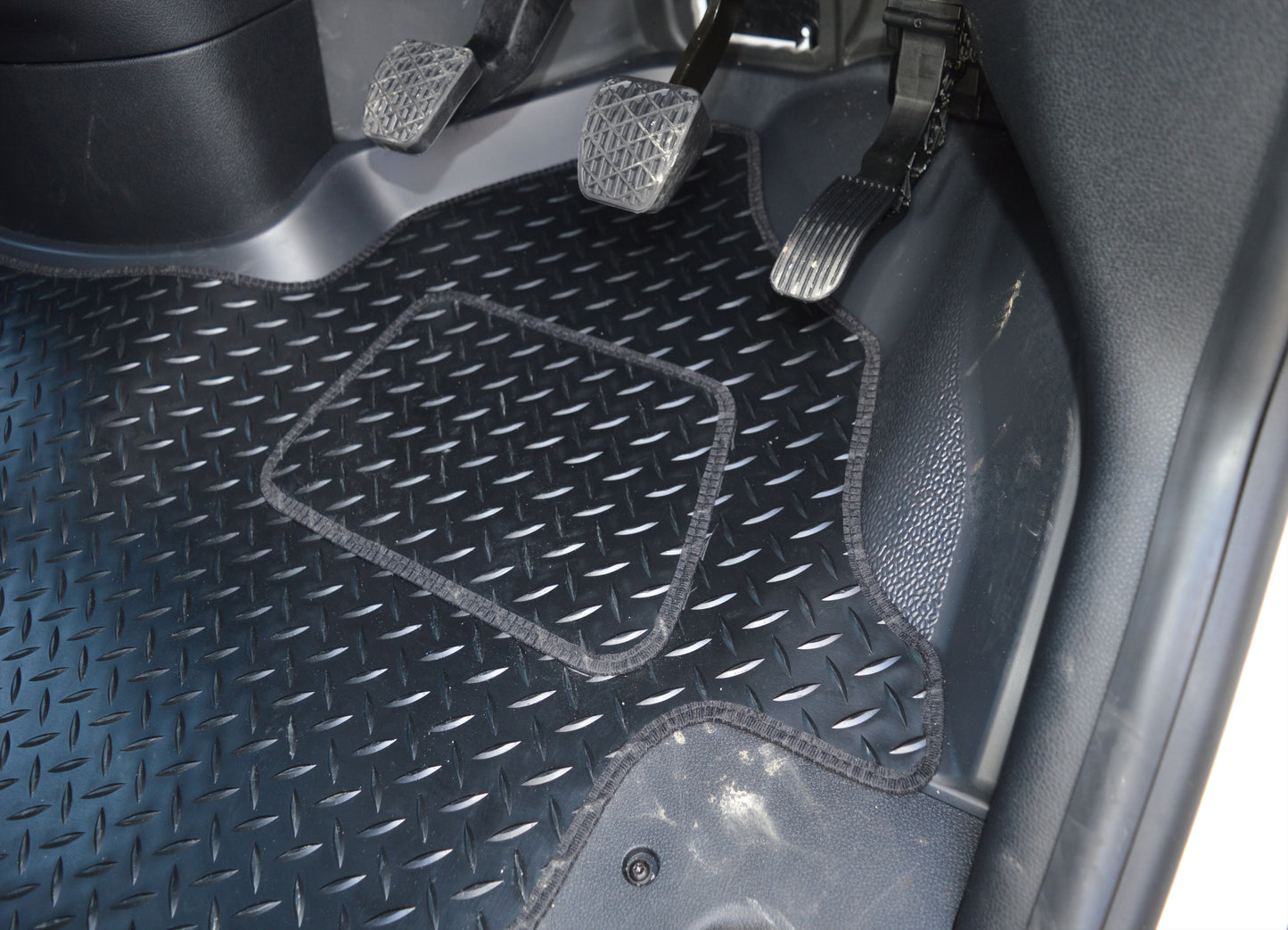 Mercedes Sprinter Rubber Heavy Duty Floor Mats (2019–Present)