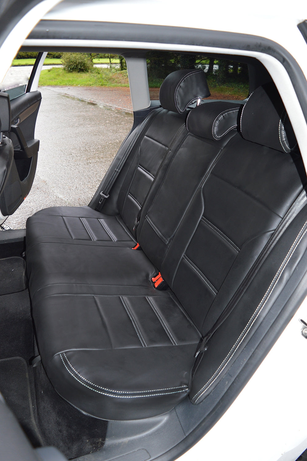 VW Passat B7 Seat Covers (2010–2015) | Black Leatherette Horizontal Stitch UK Made