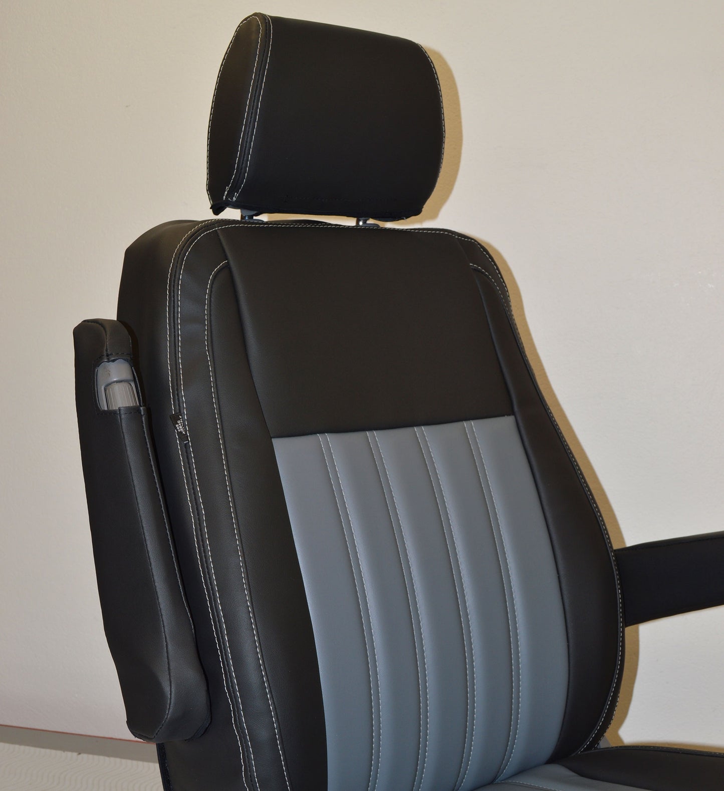 VW Transporter T5 Seat Covers | Charcoal & Grey Horizontal Flutes UK Made