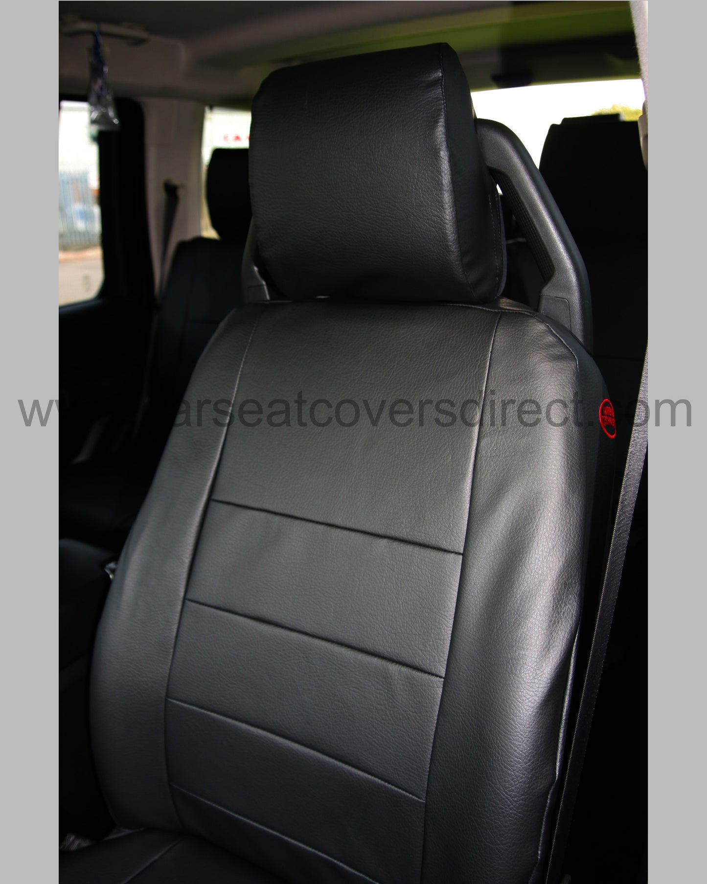Land Rover Discovery Seat Covers - Black Leatherette (3rd Generation)