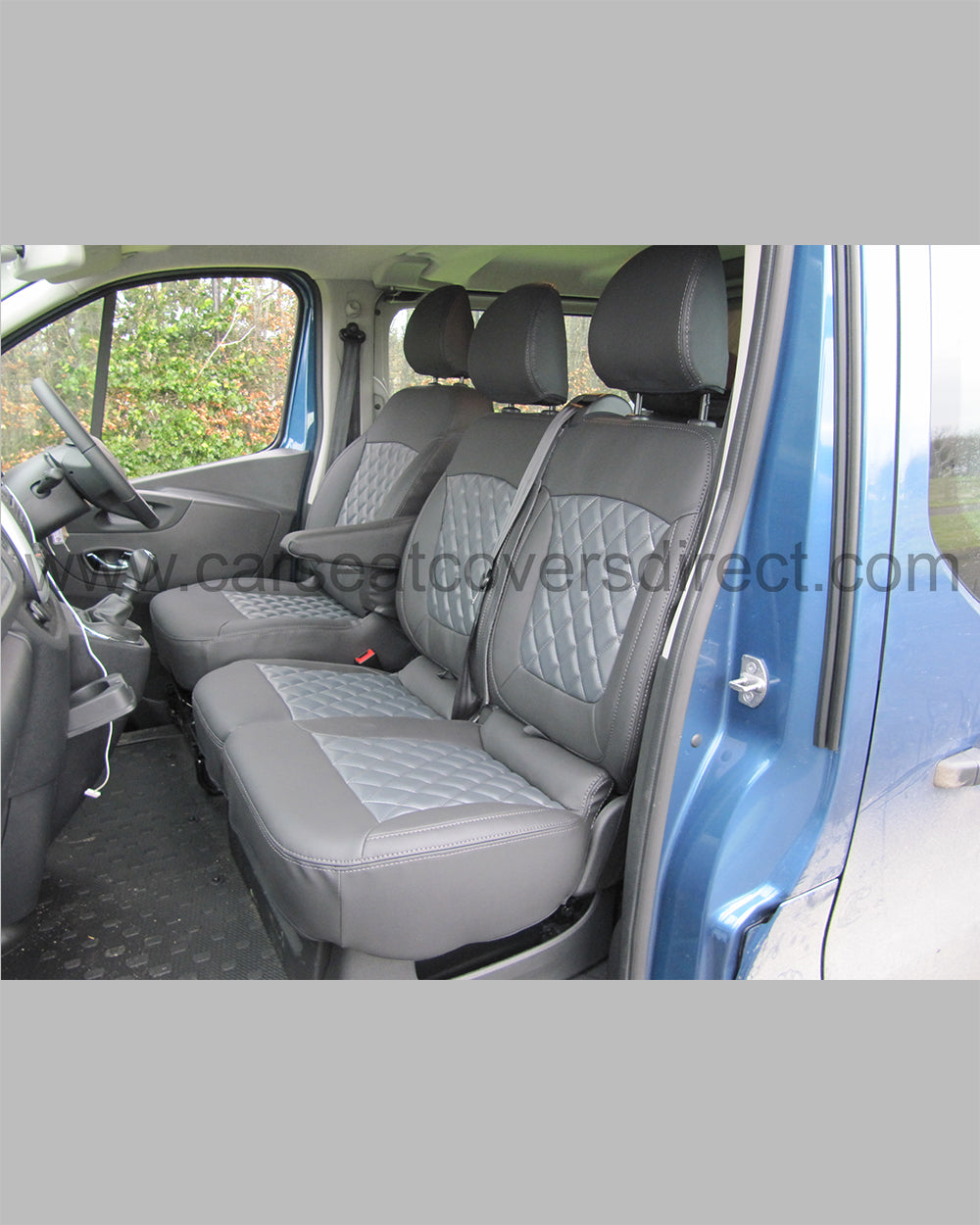 Vauxhall / Opel Vivaro Tailored Seat Covers - Charcaol with Grey Diamonds (Crew Cab)