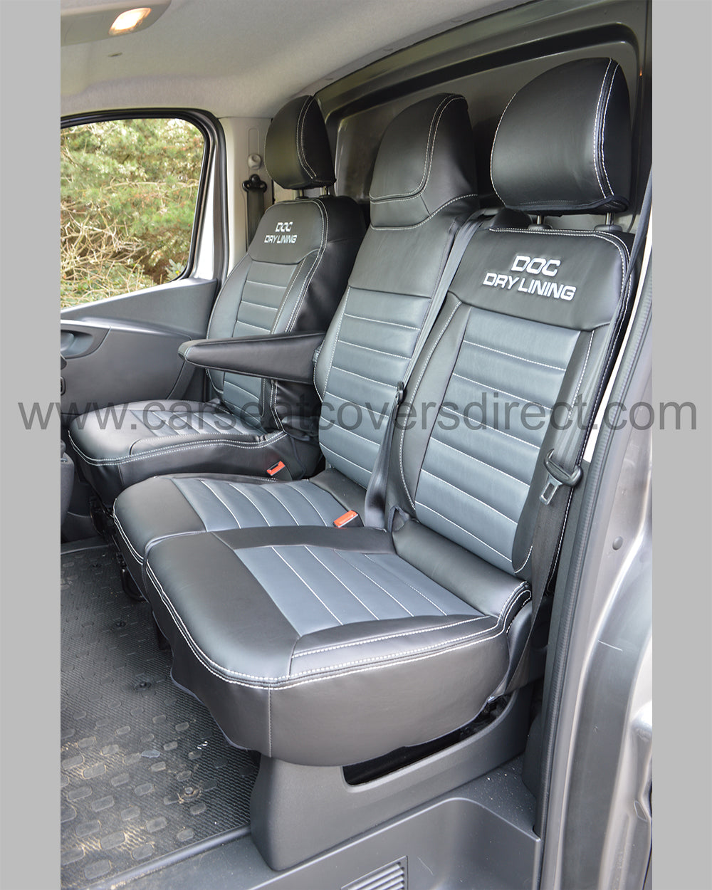Vauxhall / Opel Vivaro Tailored Seat Covers - Black with Grey
