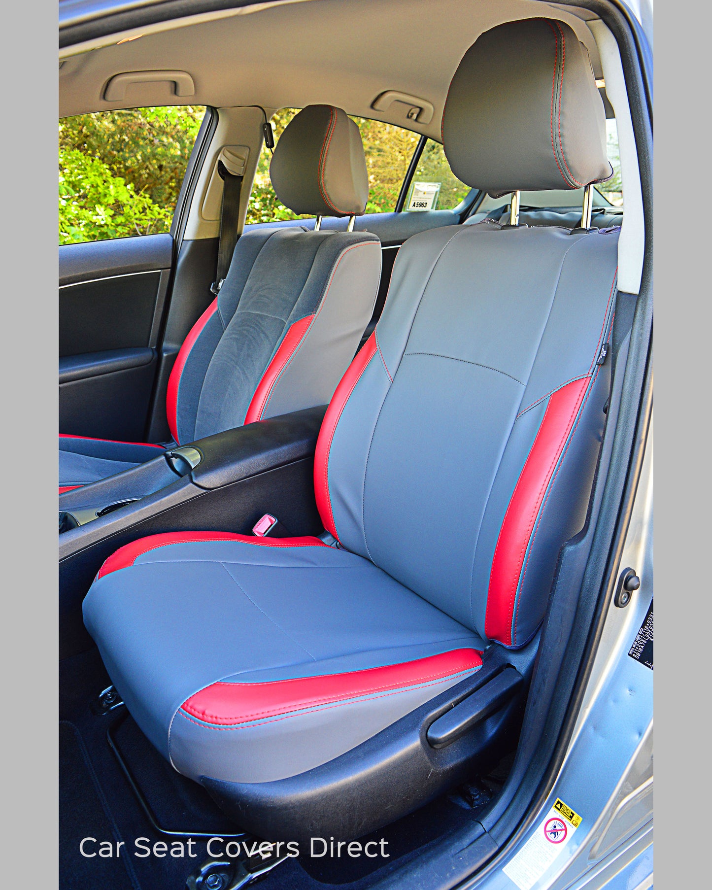Toyota Avensis Leatherette seat covers