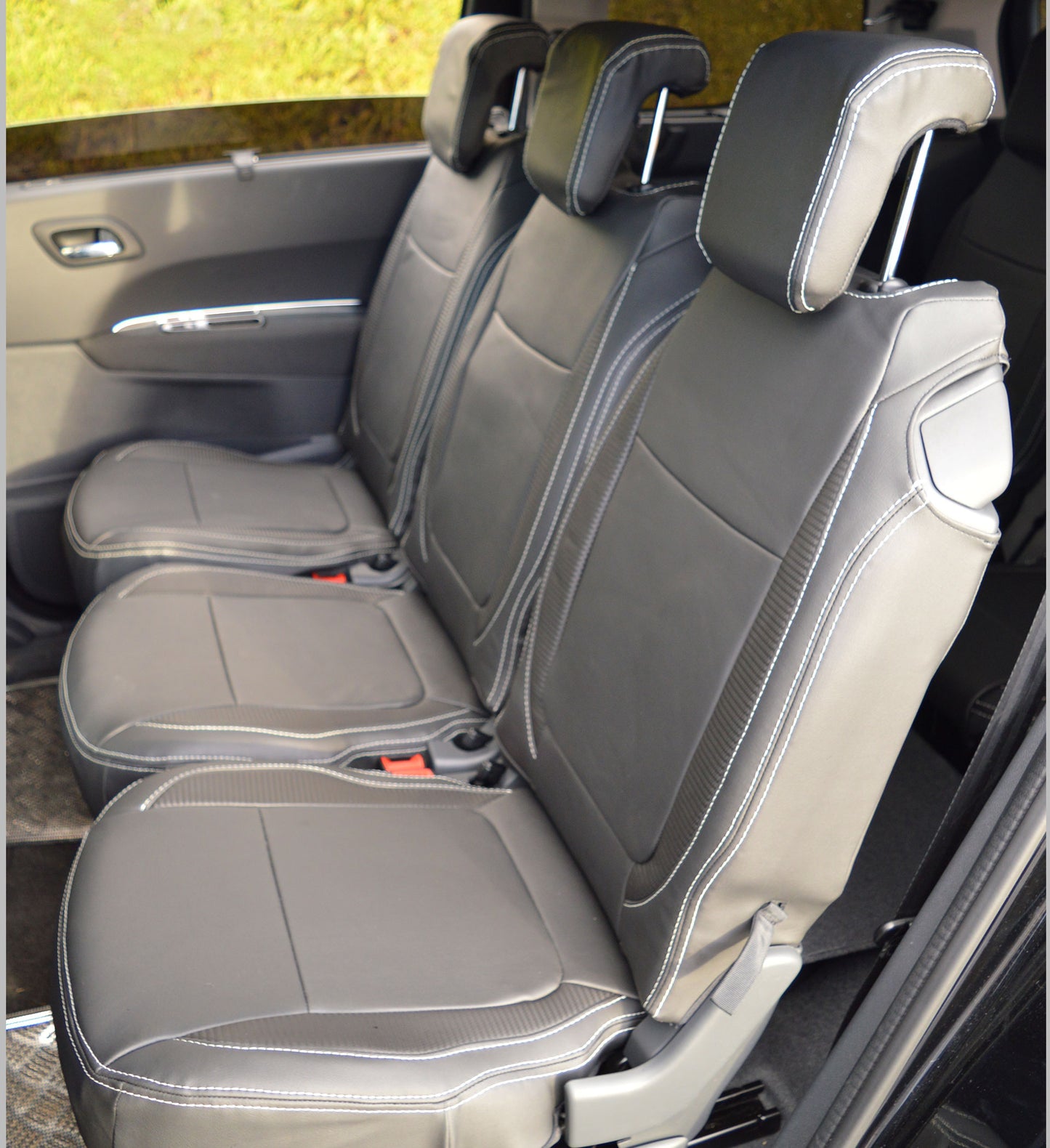 Peugeot 5008 Tailored Waterproof Car Seat Covers