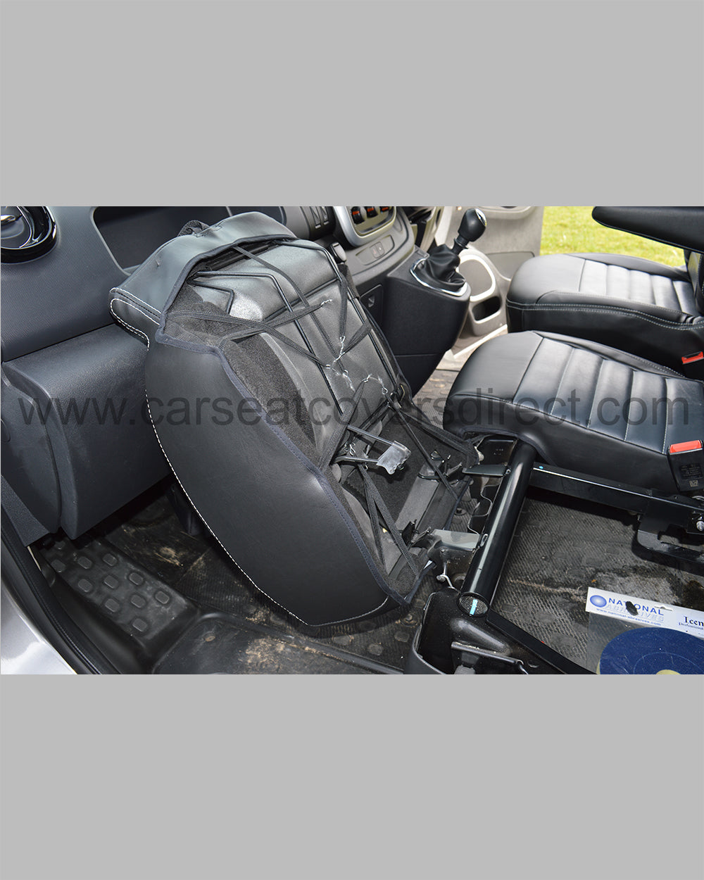 Vauxhall / Opel Vivaro Tailored Seat Covers - Black with Grey
