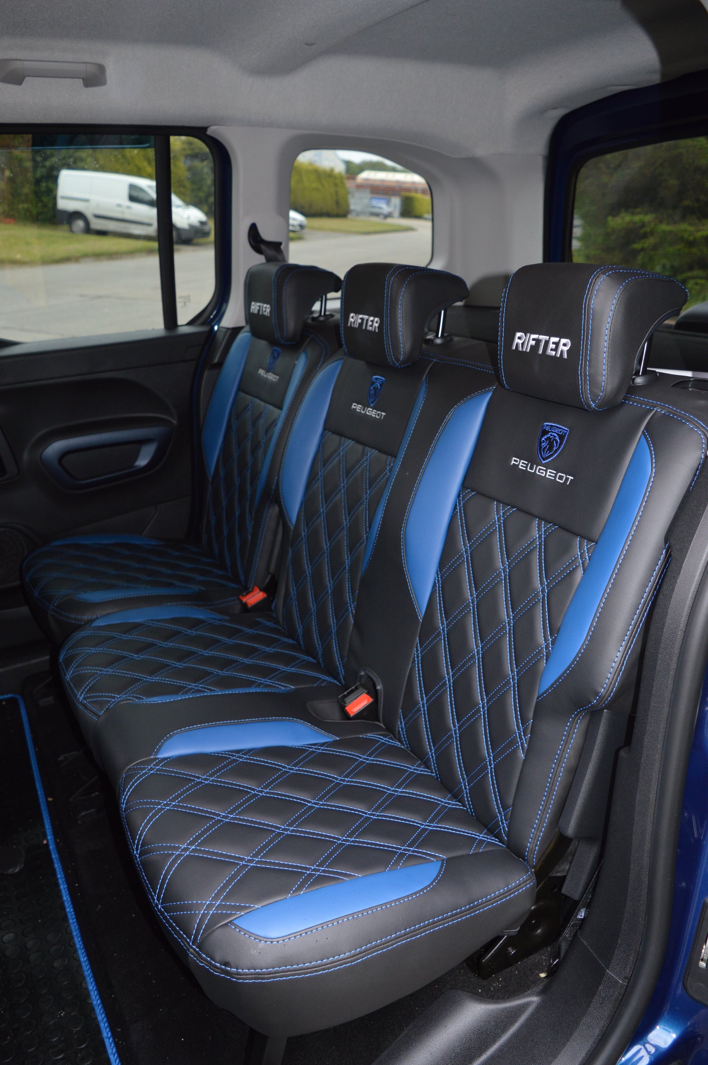 Citroën Berlingo Multispace Seat Covers (2008+) | 5 Seater | Black & Blue Leatherette | Custom Made to Order