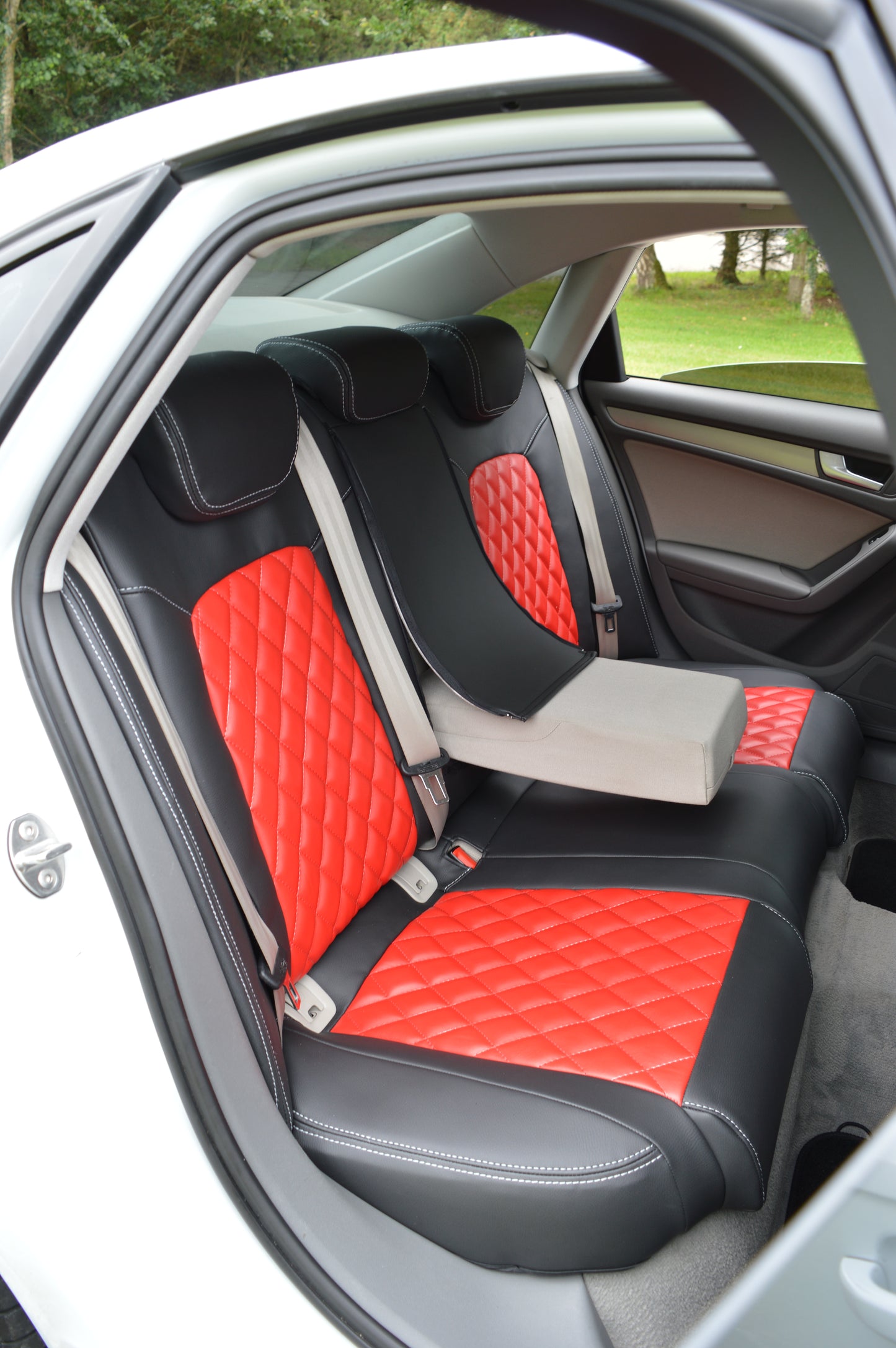 Audi A4 B8 Seat Covers (2008–2015) | Black & Red Leatherette Diamond Stitching | Custom Made to Order