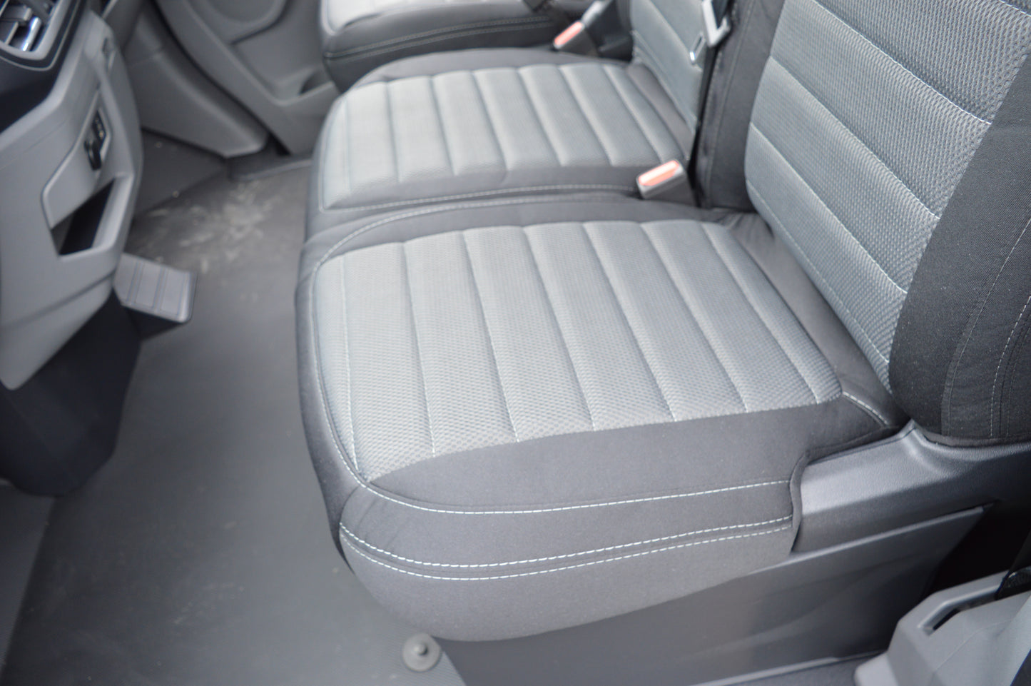 Ford Transit Custom Tailored Seat Covers - 2024