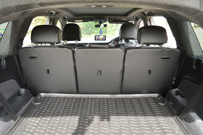 Audi Q7 4M Seat Covers (2015–2026) | Black Leatherette & Silver Diamond Stitching | Custom Made to Order