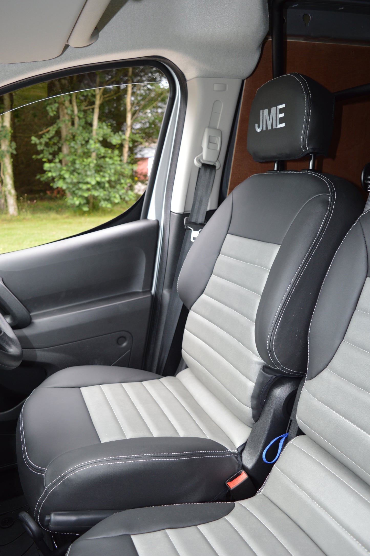 Citroën Berlingo Seat Covers (2008–2018) | Black & Grey Leatherette | Custom Made to Order