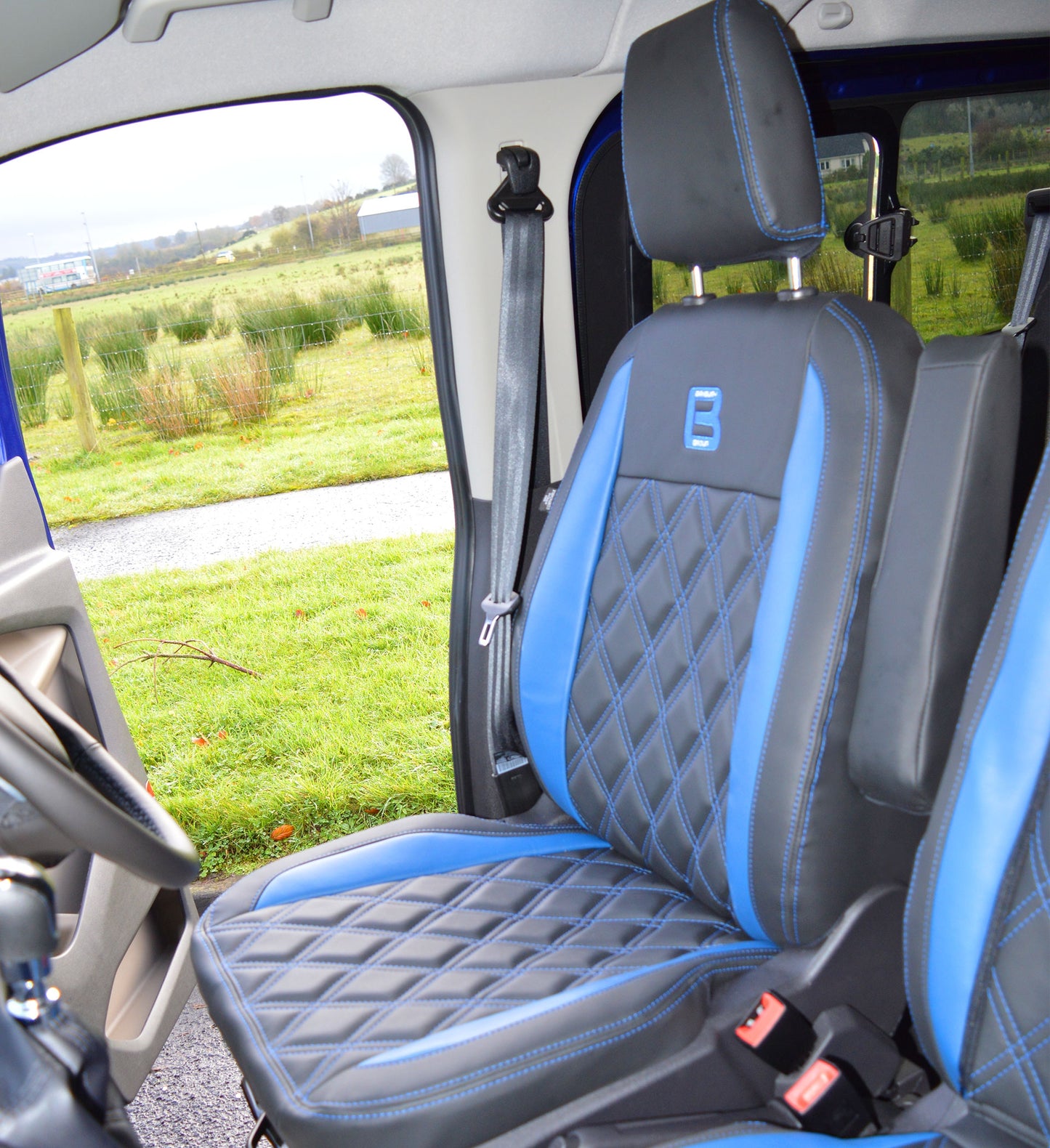 Ford Transit - Diamond Quilting Blue Stitching
