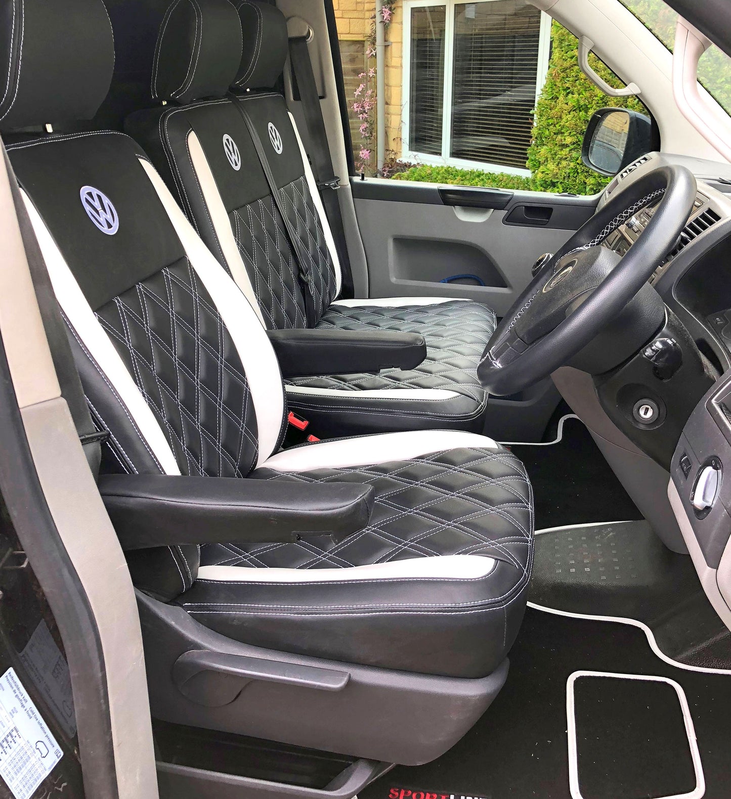 VW Transporter T6 Sportline Diamonds - Black with White Inserts