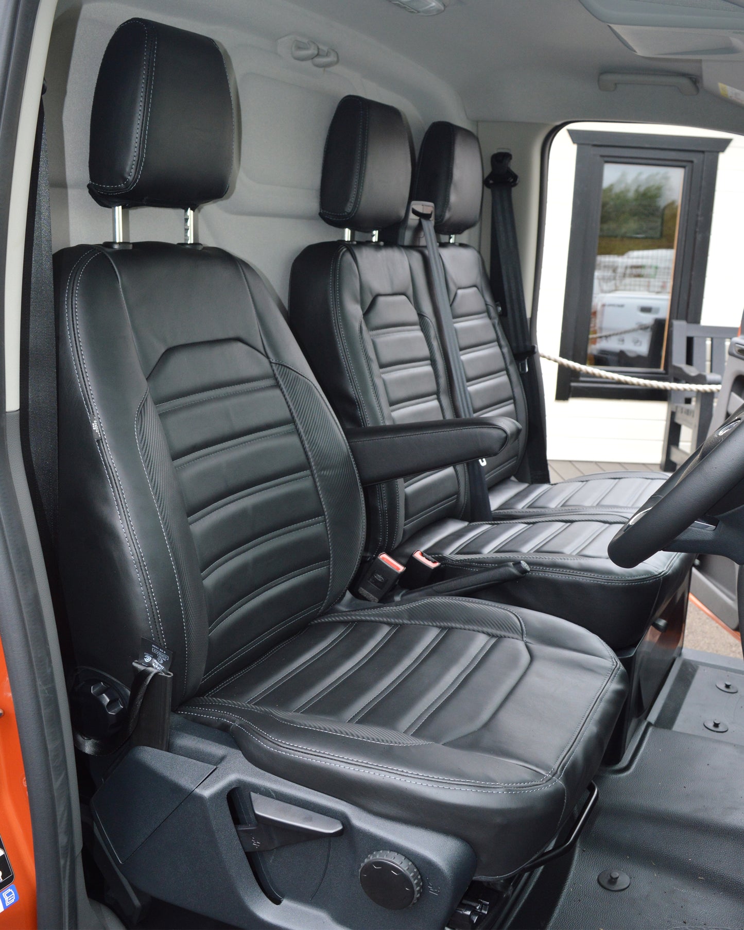 Ford Transit - Black Horizontal Quilting