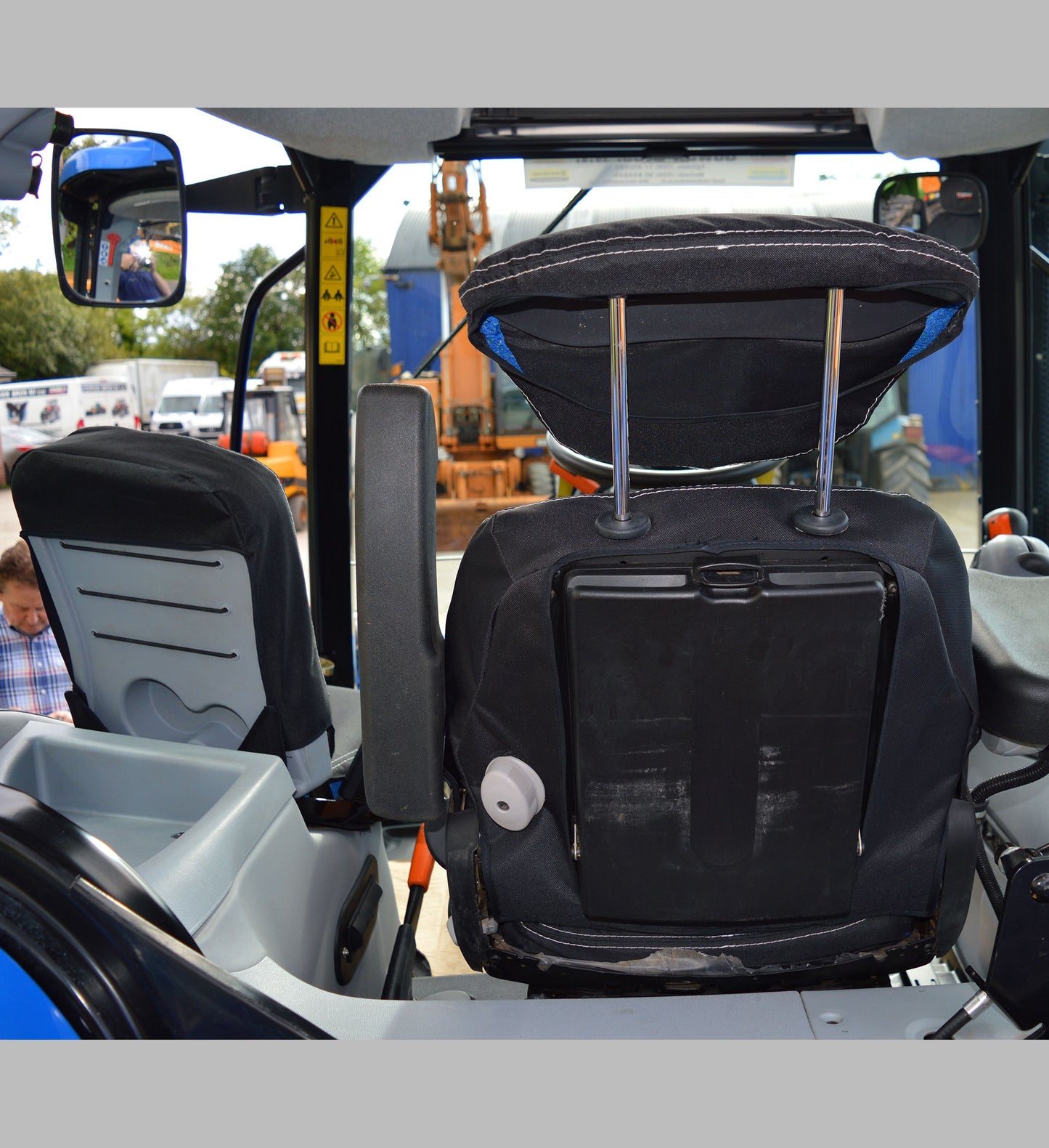 Case IH Black Heavy Duty Grammer Maximo Dynamic Seat Cover