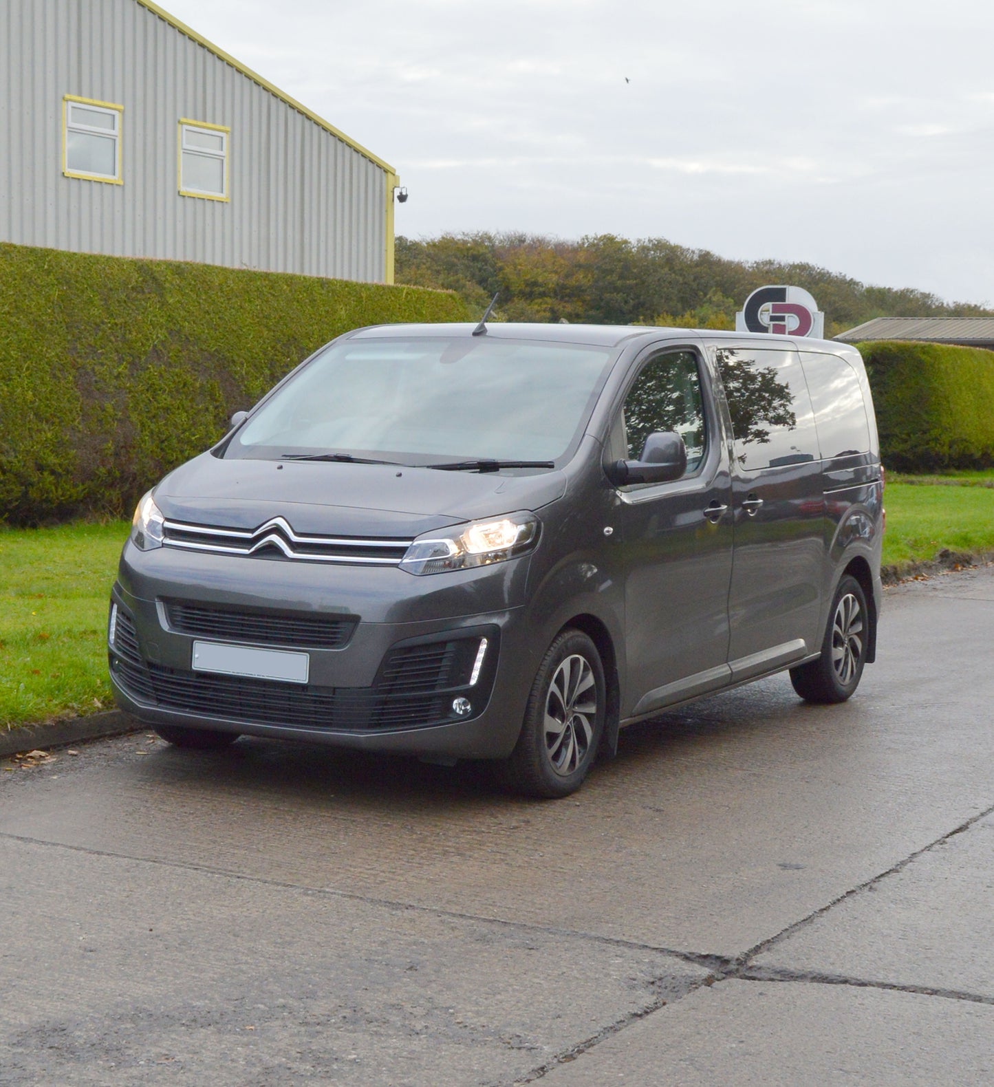 Citroen SpaceTourer 9 Seater Tailored Leatherette Seat Covers (2016 - Present)