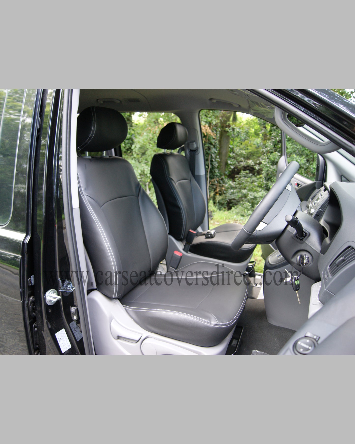 Hyundai i800 Leatherette Tailored Car Seat Covers for 8 Seats.