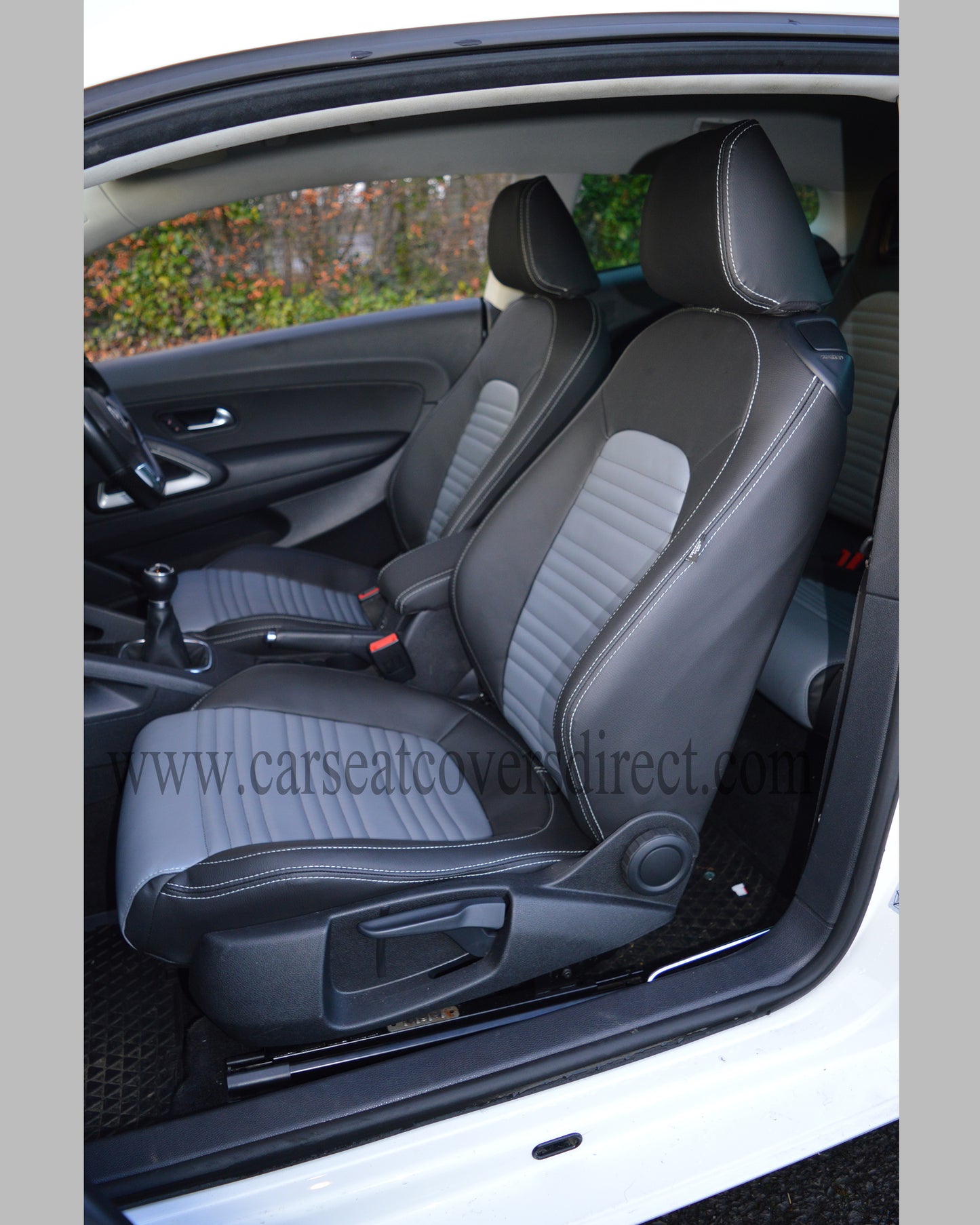 Volkswagen VW Scirocco Seat Covers - Black with Grey Centres