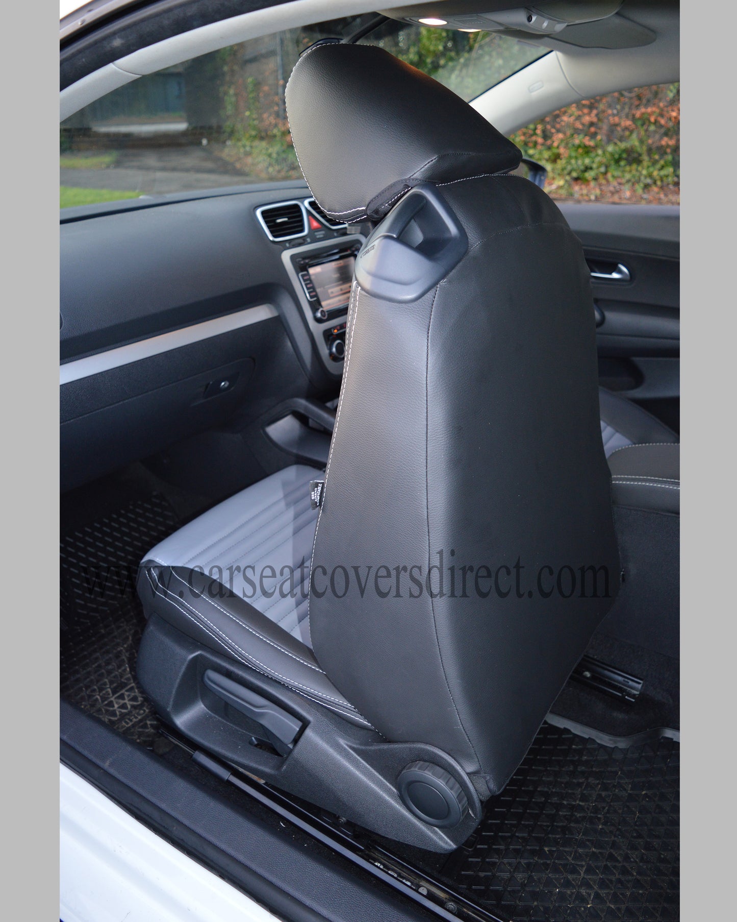 Volkswagen VW Scirocco Seat Covers - Black with Grey Centres