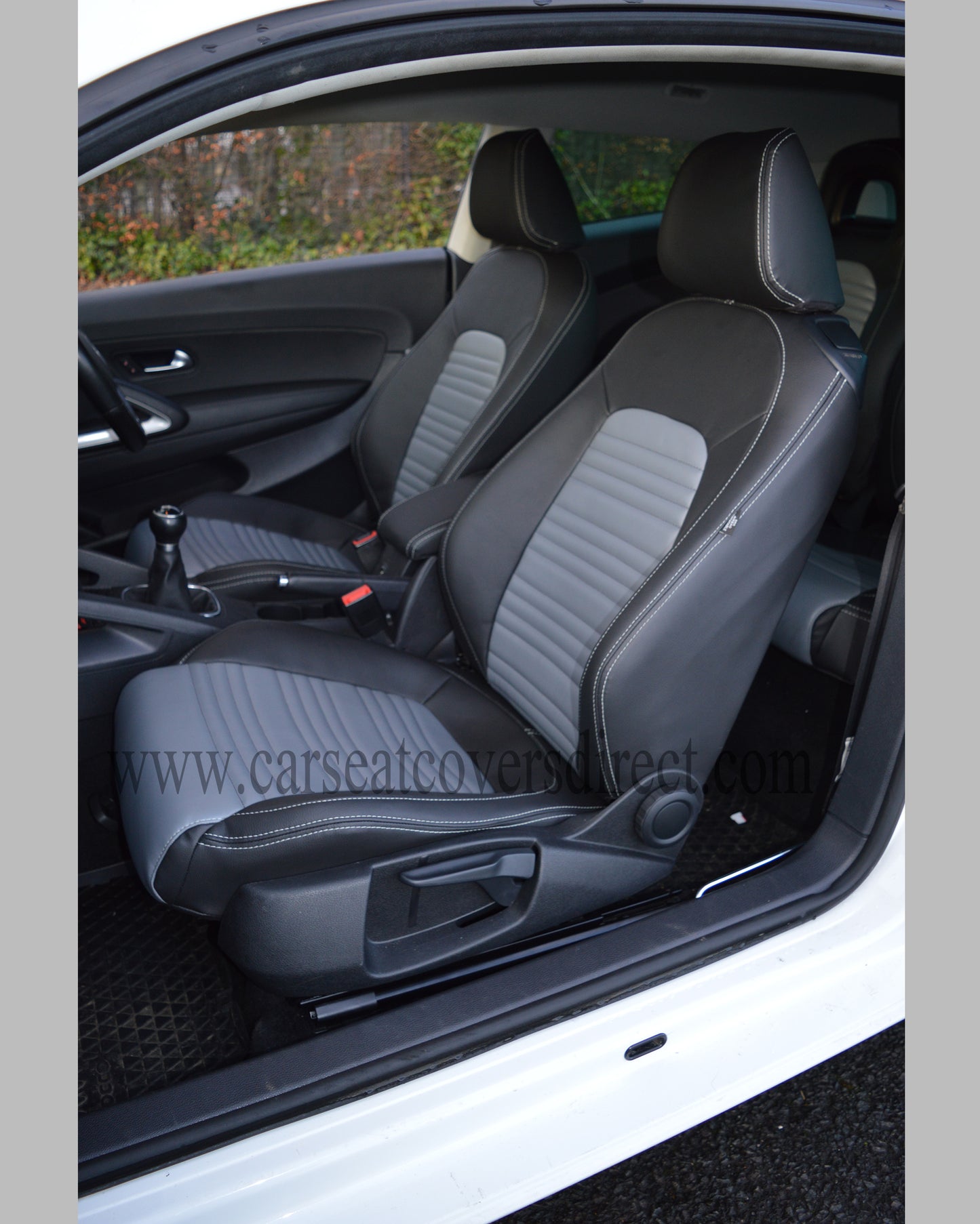 Volkswagen VW Scirocco Seat Covers - Black with Grey Centres