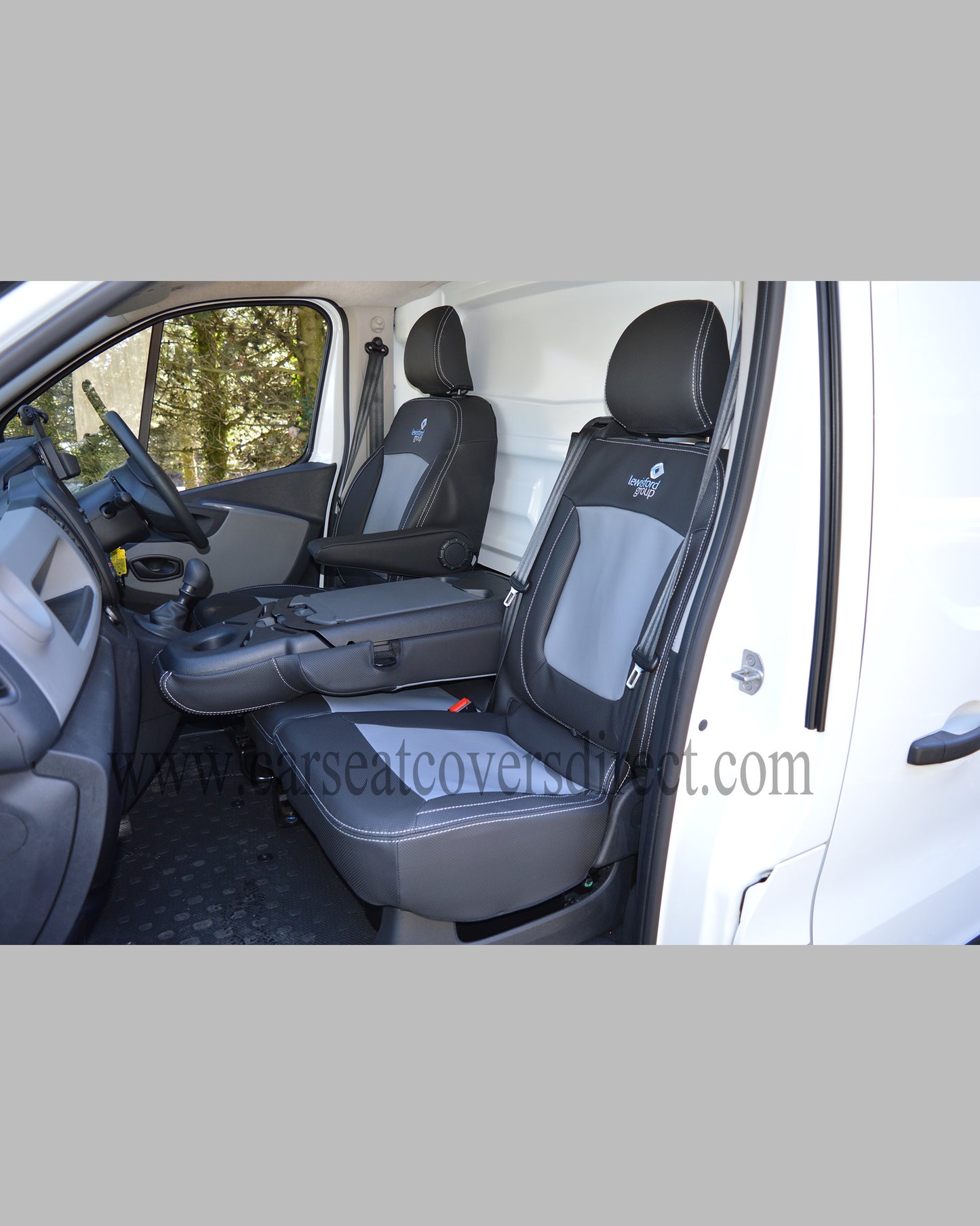 Opel Vivaro 3rd gen black& grey seat covers