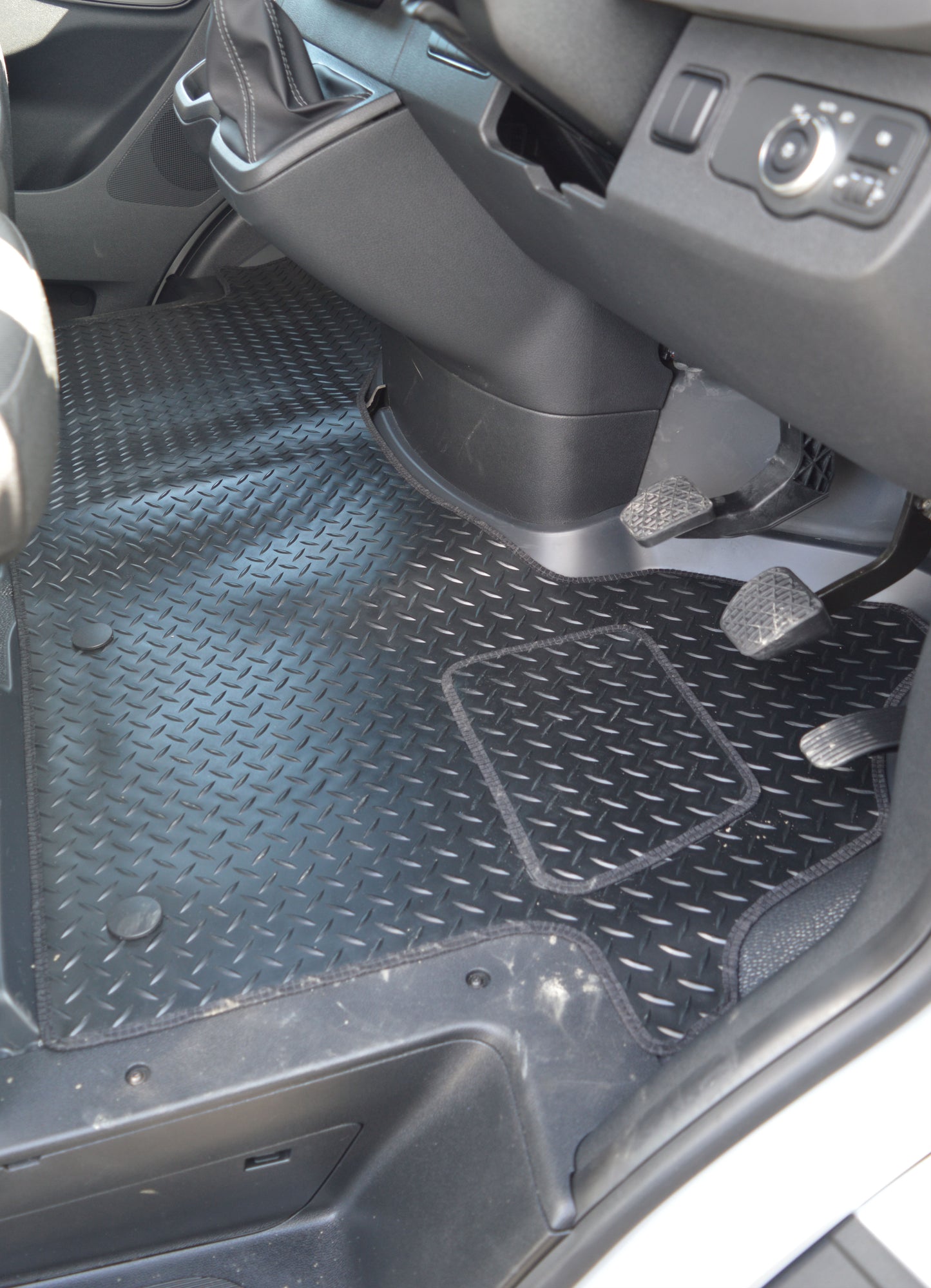 Mercedes Sprinter - Rubber Heavy Duty Full Cover Floor Mats - 2019 - Present