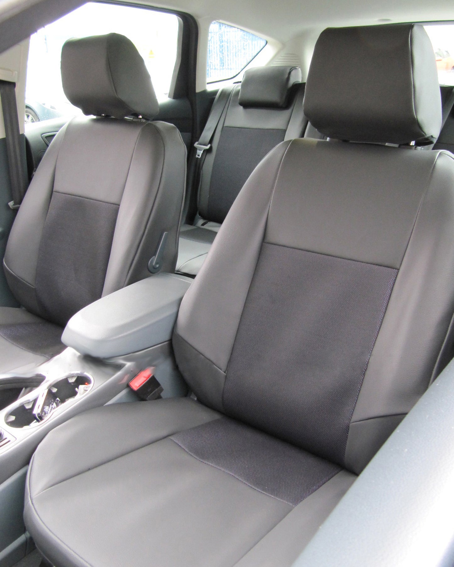 Ford C-Max - Black Leatherette & Fabric Centre