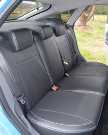 Ford Focus - Black Leatherette & Carbon Inserts