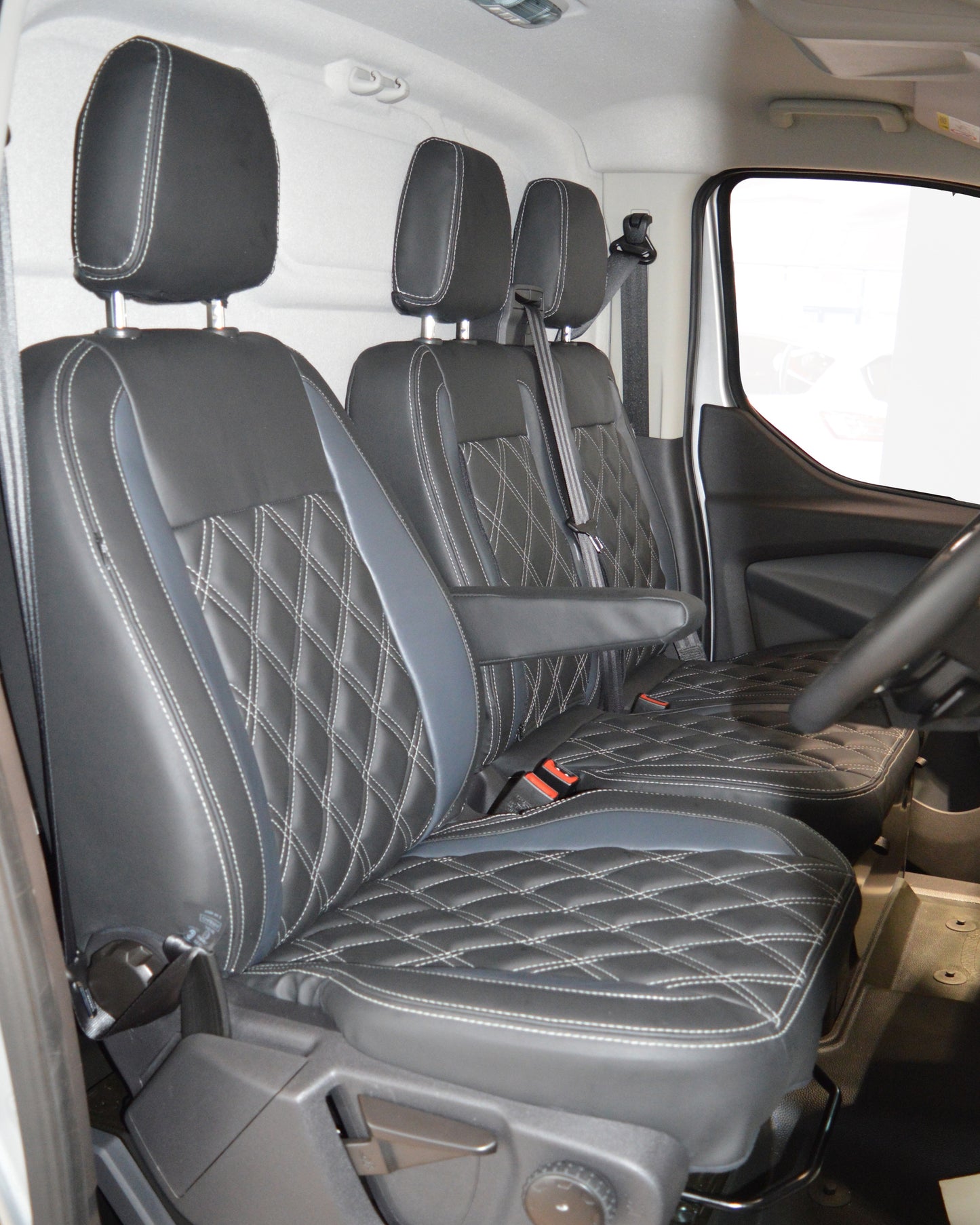 Ford Transit - Charcoal & Modena Grey with Diamonds