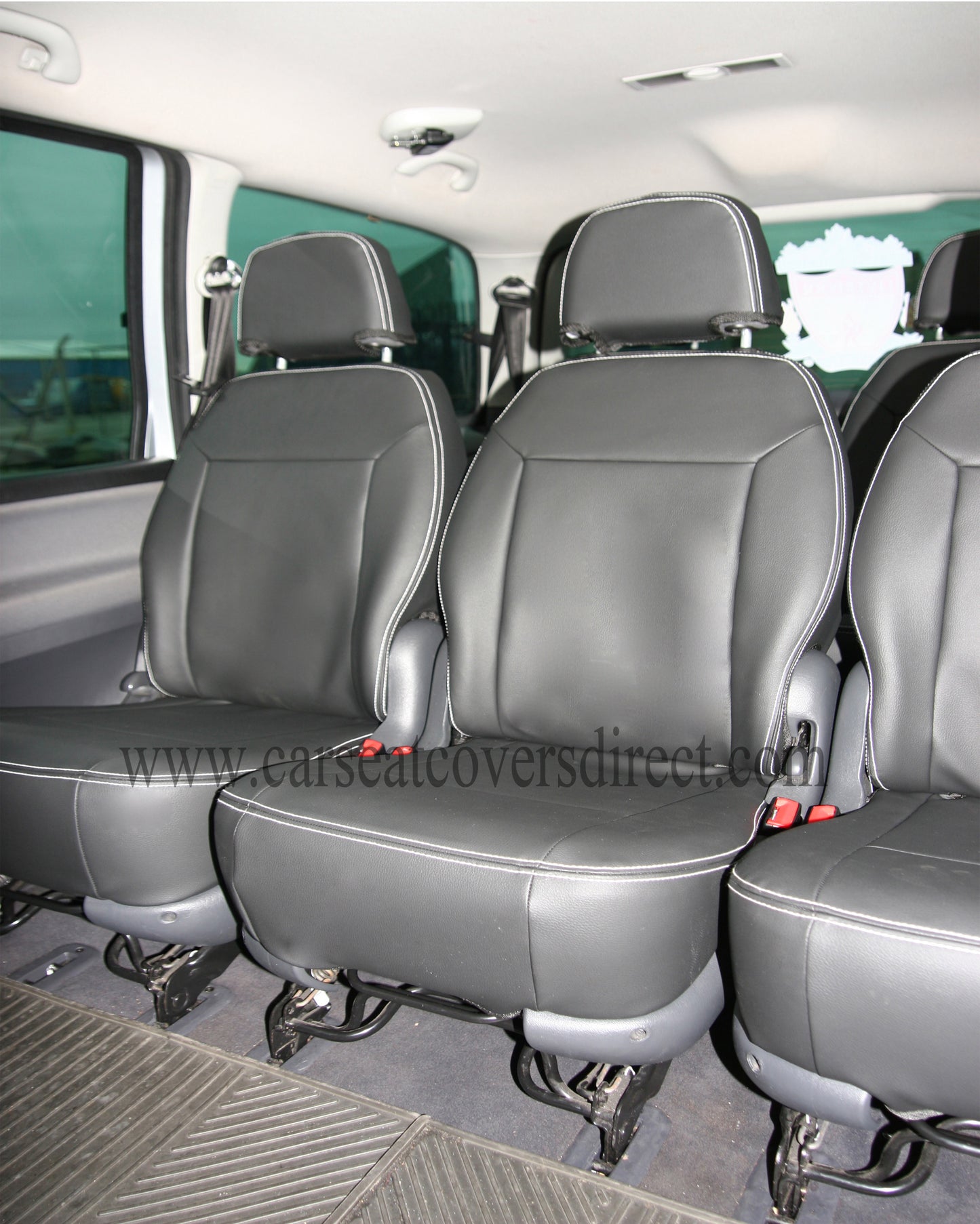 Ford Galaxy 2nd Gen Black Leatherette