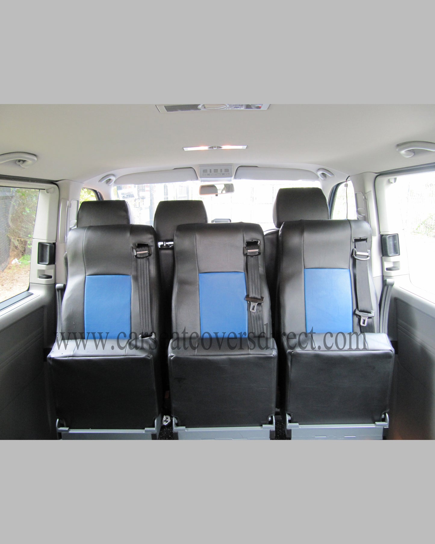 Volkswagen Transporter T5 9 Seater Black & Blue
