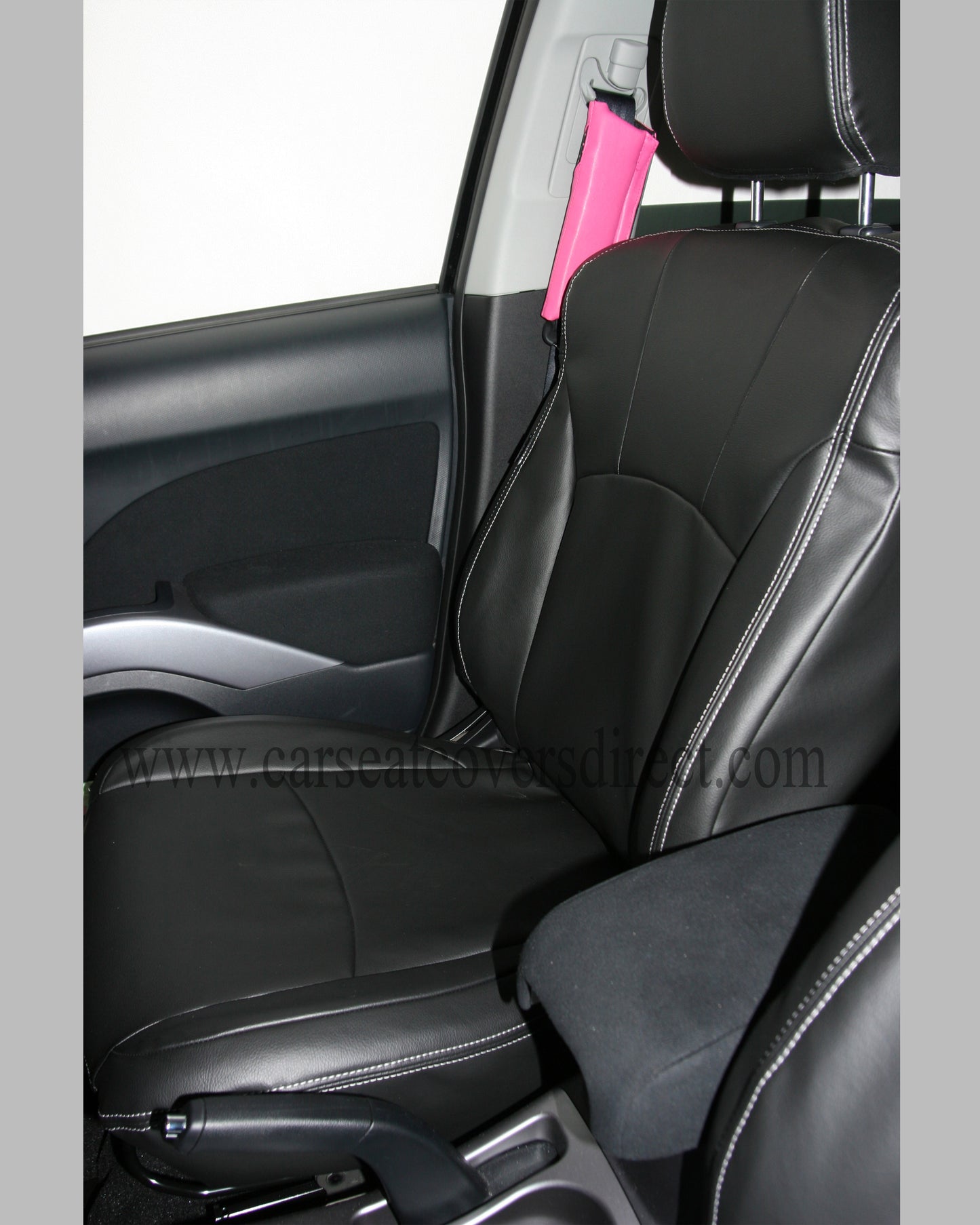 Mitsubishi Outlander Tailored Seat Covers - 2nd Generation (2006 - 2013)
