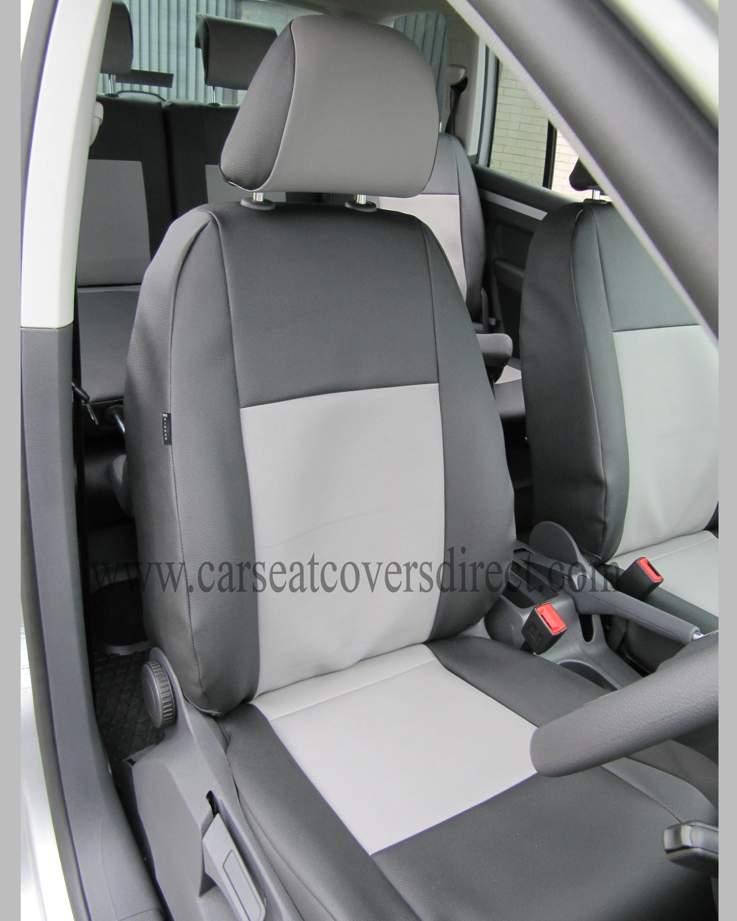 VOLKSWAGEN VW TOURAN Black & red Seat Covers 7 seats