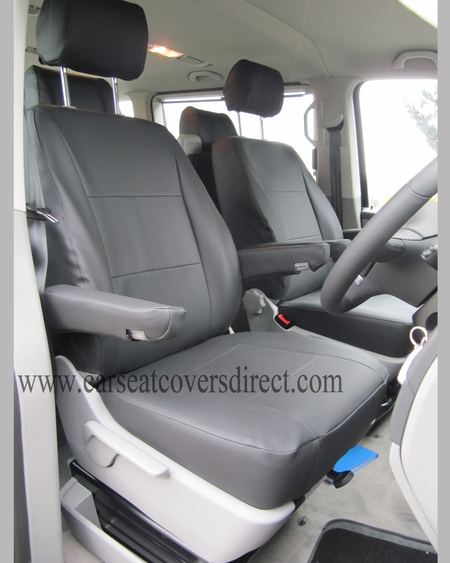 Volkswagen Transporter T5 Caravelle Black