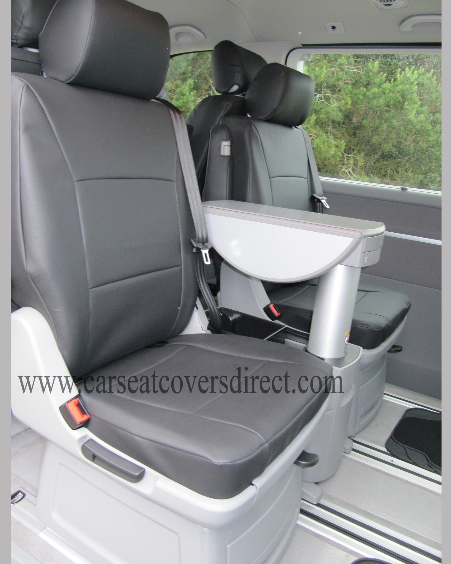 Volkswagen Transporter T5 Caravelle Black