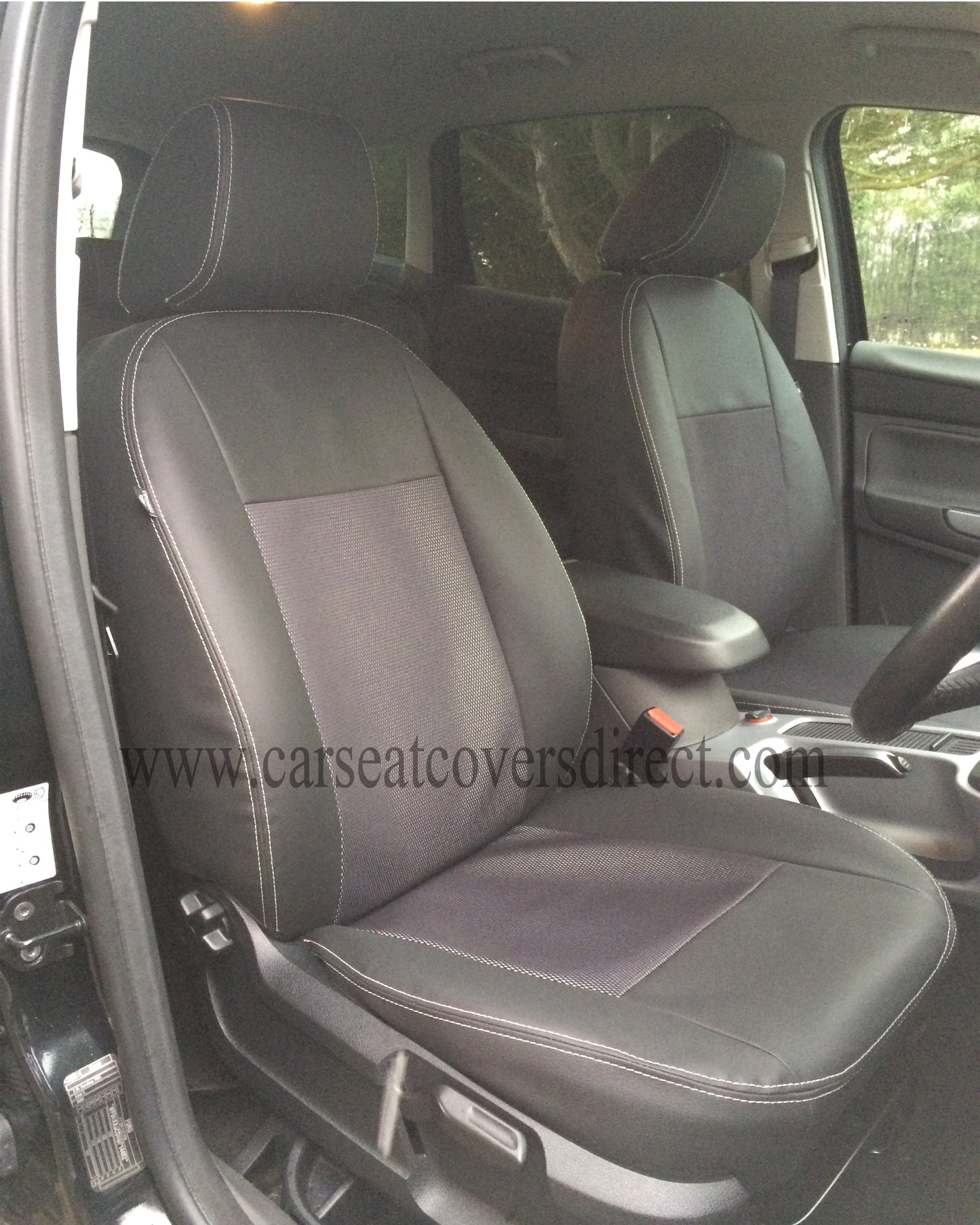 Ford Kuga Seat Covers - Black with Cloth Centres (1st Gen 2008 - 2012)