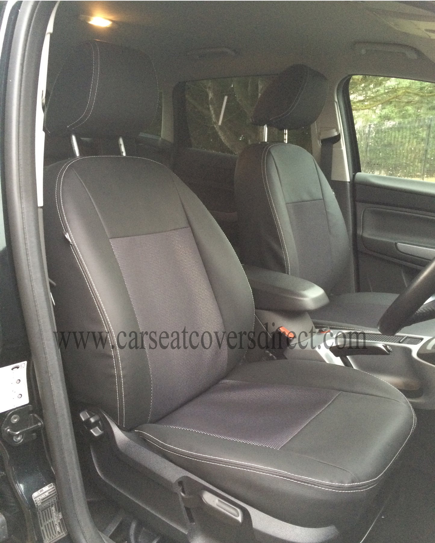 Ford Kuga Seat Covers - Black with Cloth Centres (1st Gen 2008 - 2012)