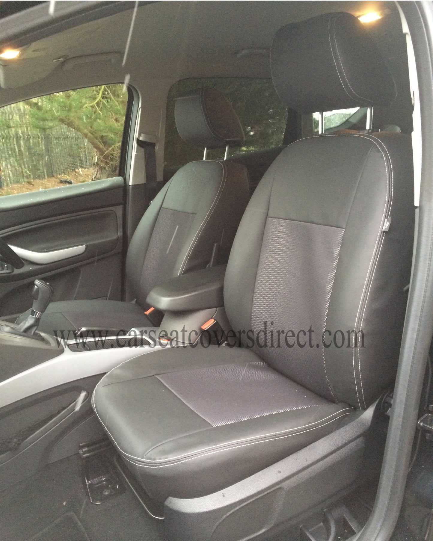 Ford Kuga Seat Covers - Black with Cloth Centres (1st Gen 2008 - 2012)