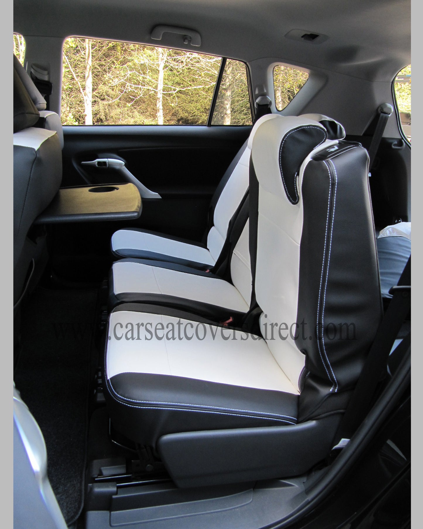 TOYOTA COROLLA VERSO x 5 seats