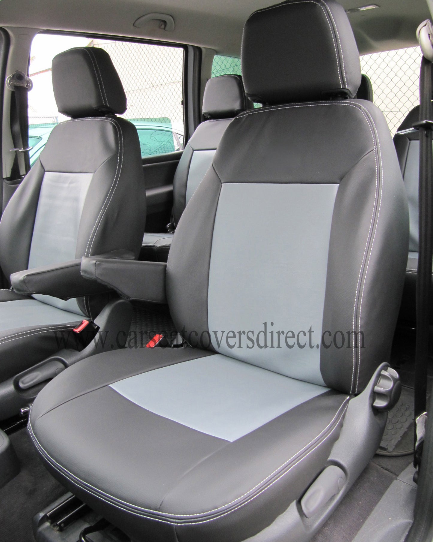 Ford Galaxy 2nd Gen Black Leatherette