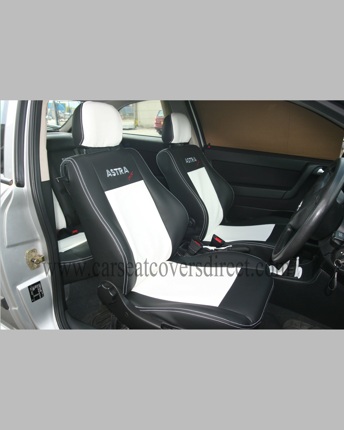 Opel ASTRA G Black & White Seat Covers
