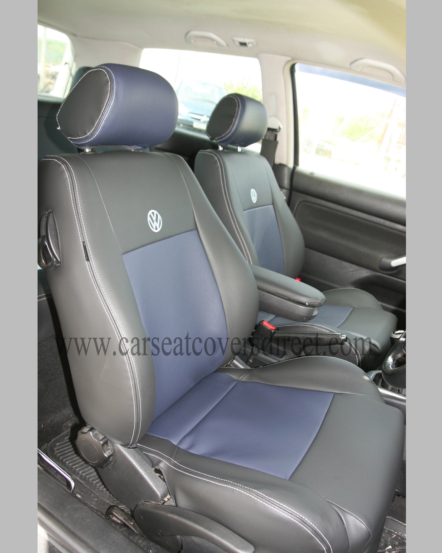 Volkswagen Golf Mk4 Black & Blue