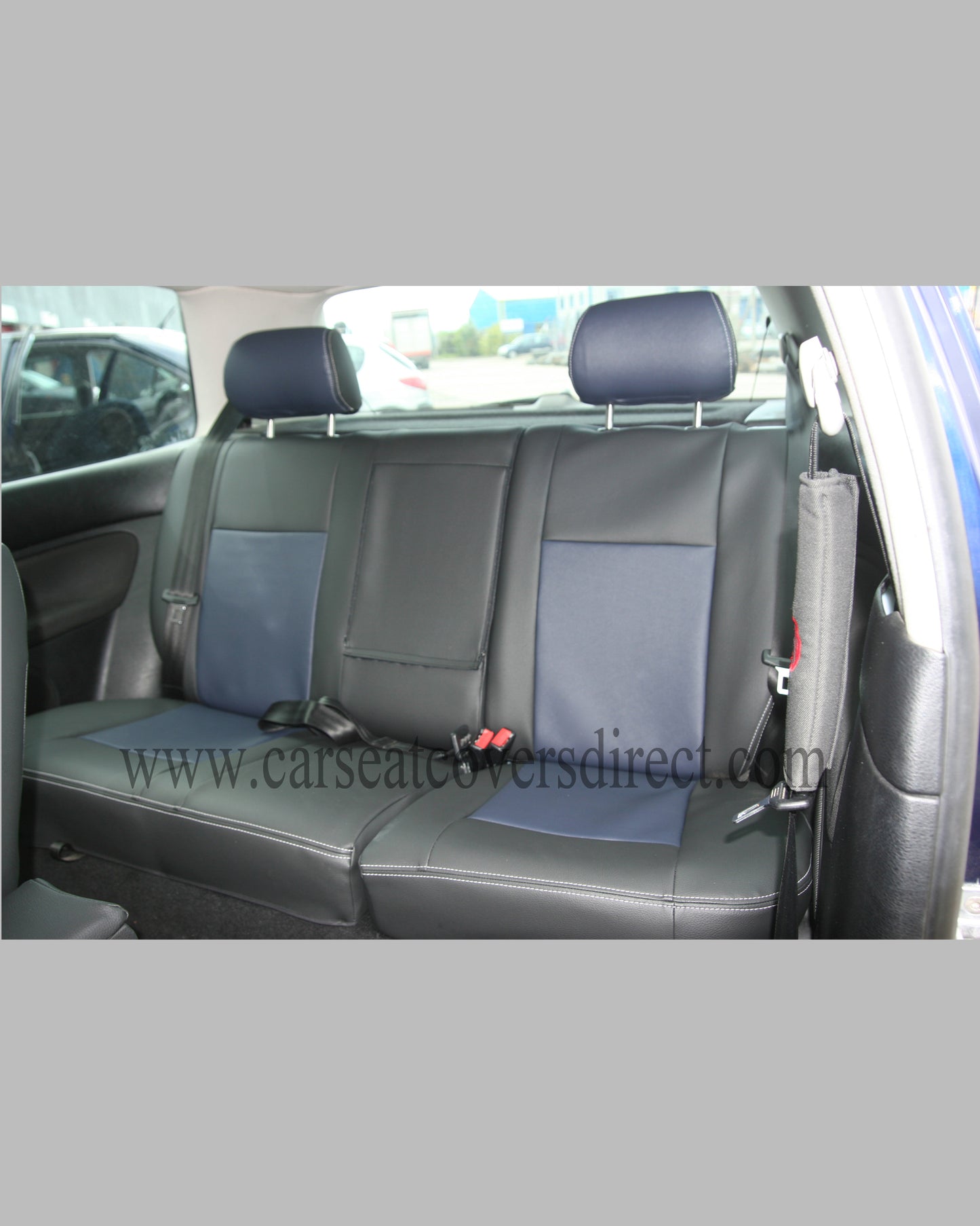 Volkswagen Golf Mk4 Black & Blue