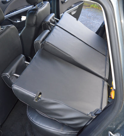 Seat Leon MK2 Tailored Leather Look Diamond Quilted Seat Covers (2005 - 2012)