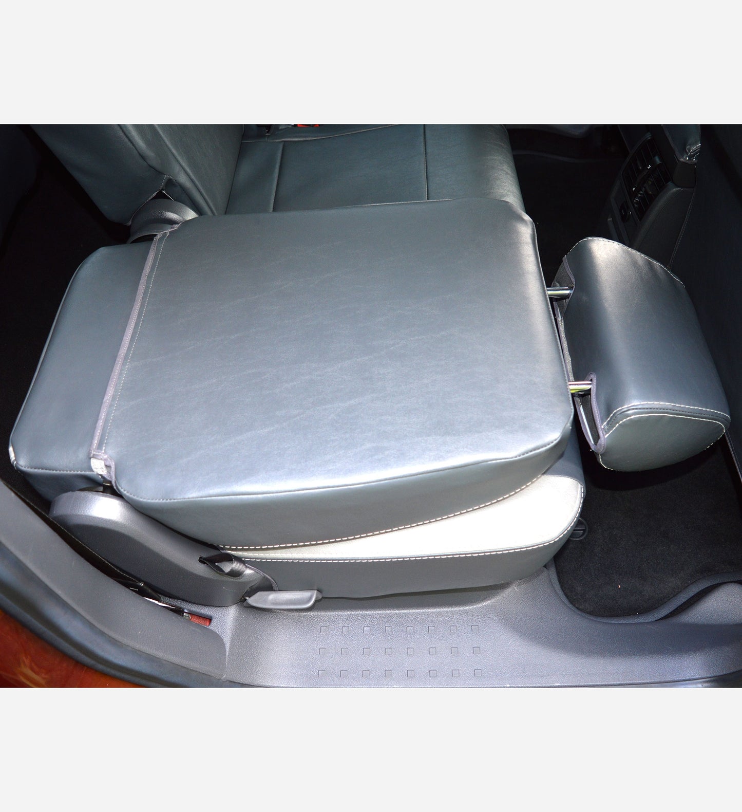 Volkswagen VW Caddy Maxi Life 7 seater Tailored Van Seat Covers