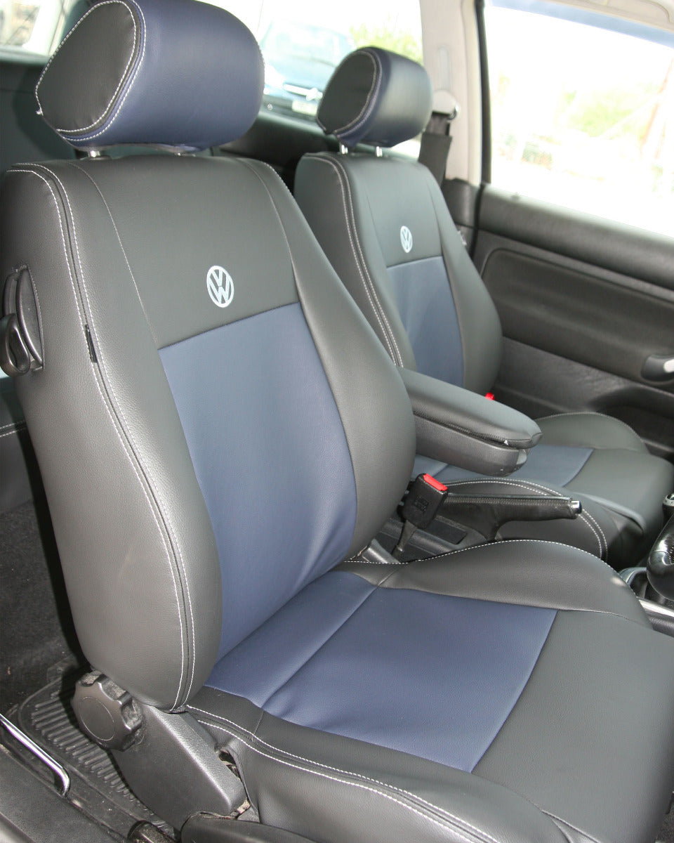Volkswagen Golf Mk4 Black & Blue