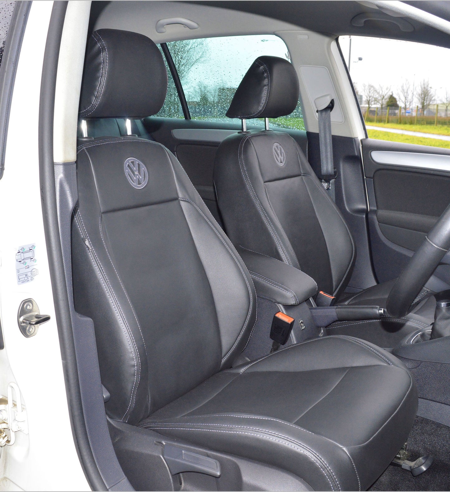 Volkswagen Golf MK6 Black Foam Backed