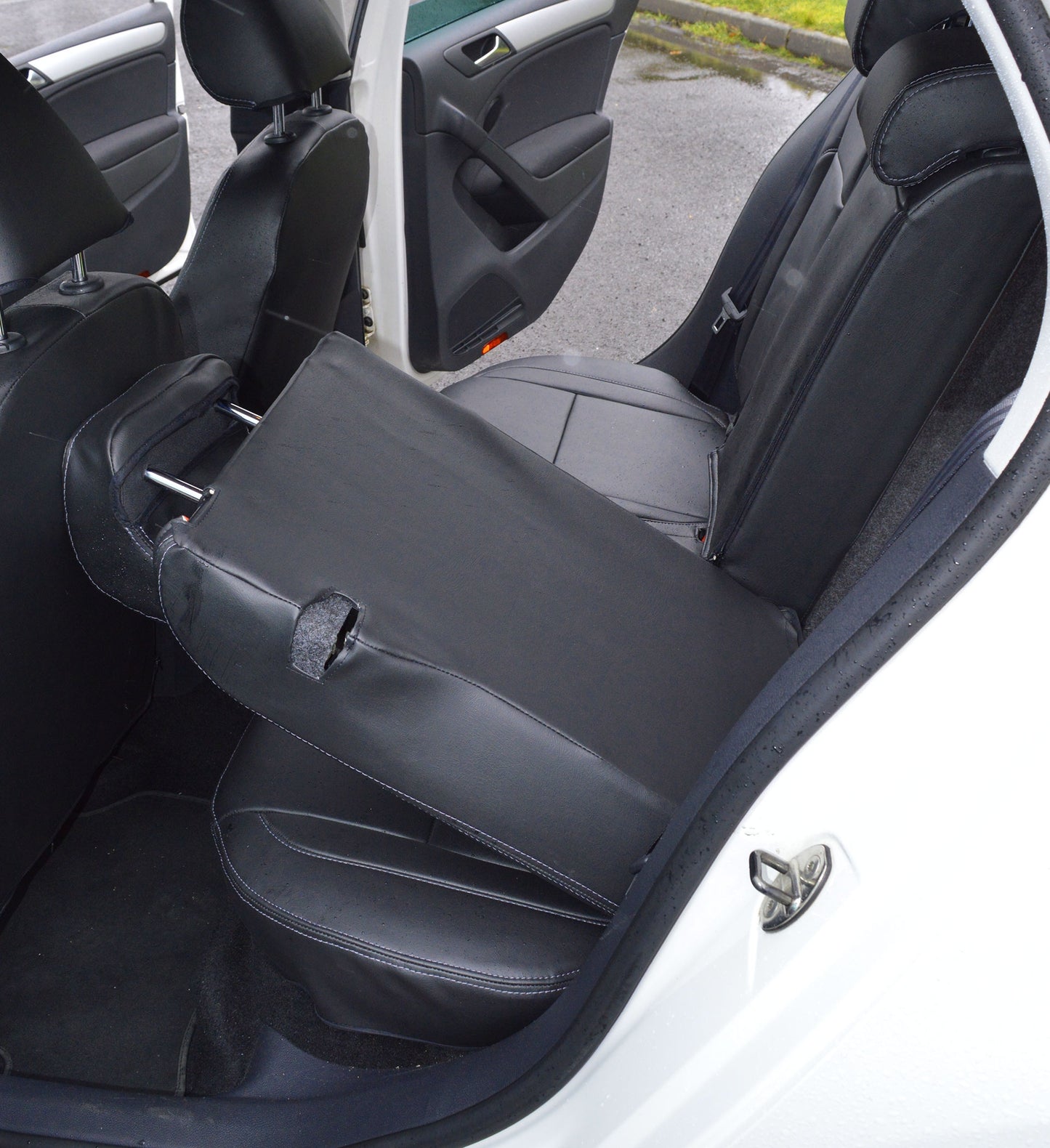 Volkswagen Golf MK6 Black Foam Backed