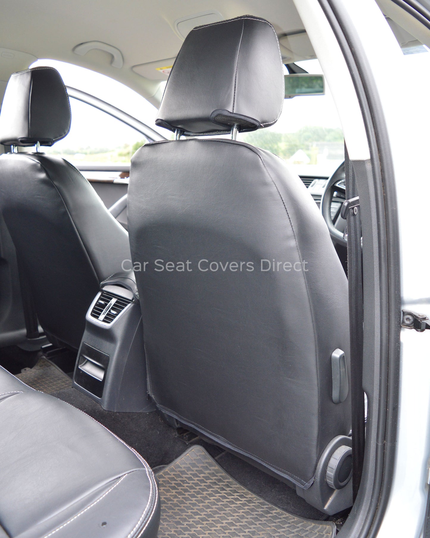 Skoda Octavia Tailored Car Seat Covers - Black Leatherette & Silver Stitching
