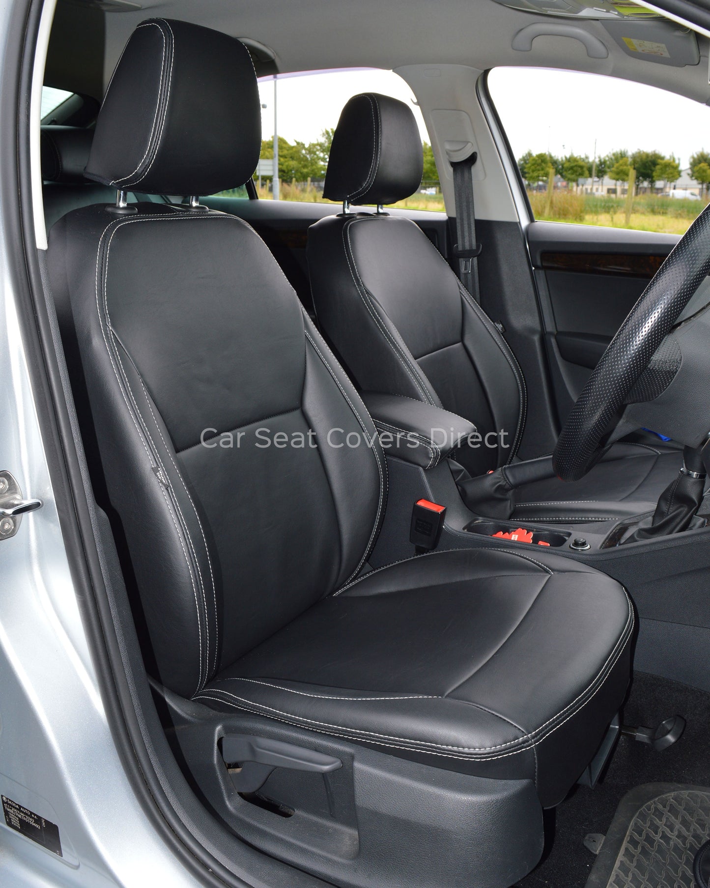 Skoda Octavia Tailored Car Seat Covers - Black Leatherette & Silver Stitching